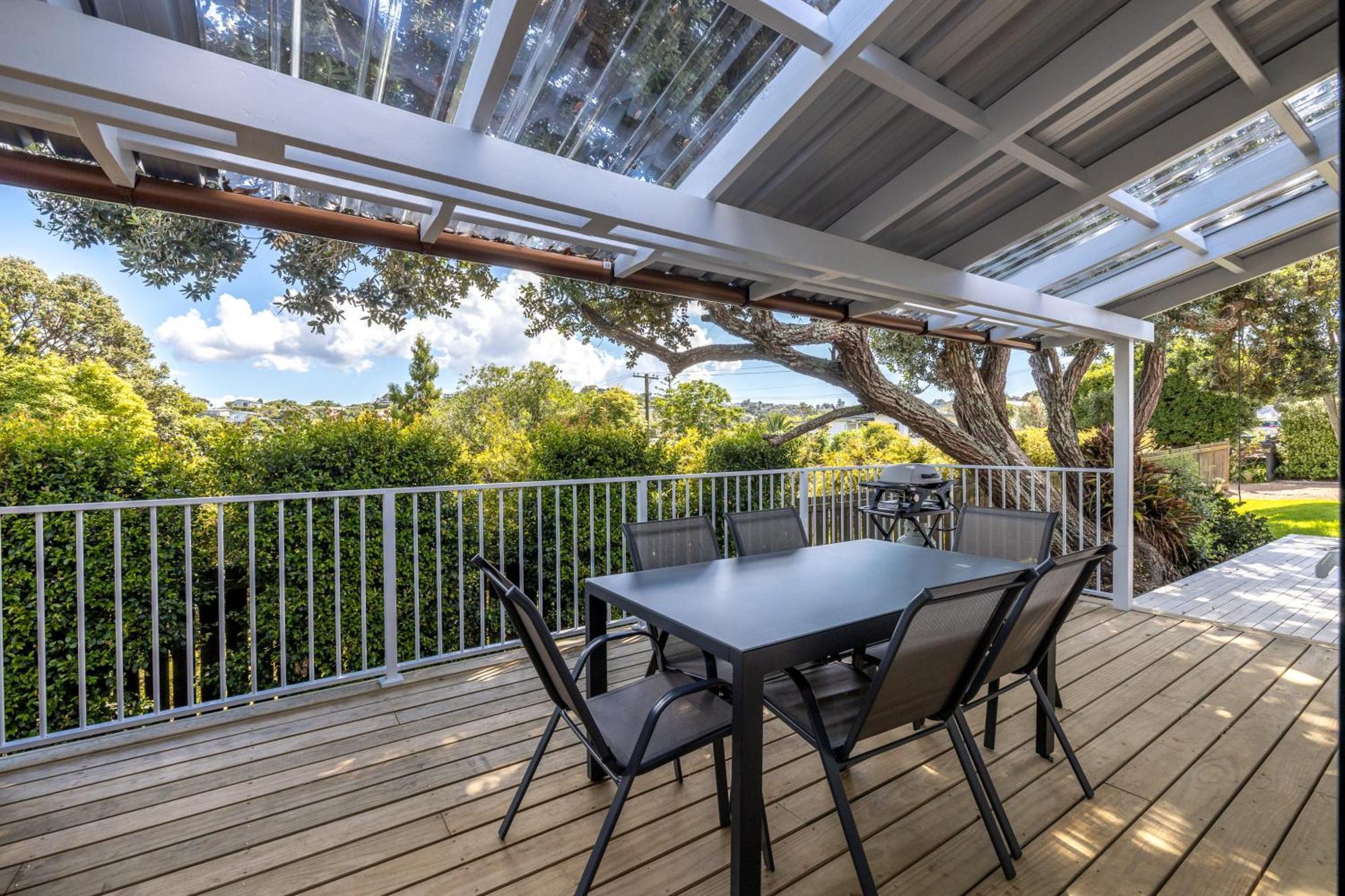 Miami One One Villa Oneroa Kültér fotó